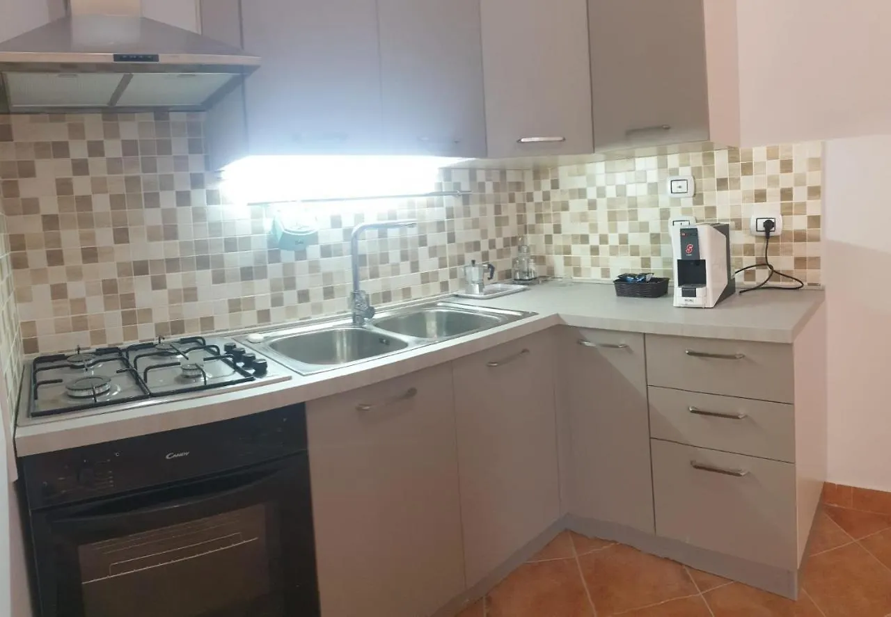 Apartment Palermo Castle Zisa 0*,  Италия