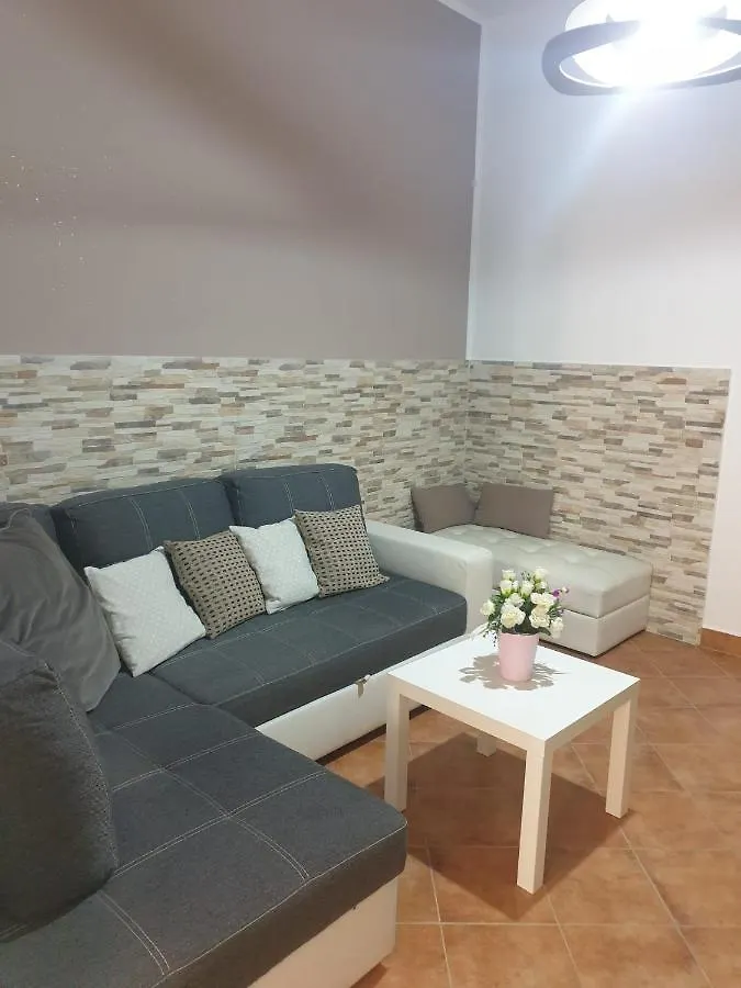 Apartment Palermo Castle Zisa Италия
