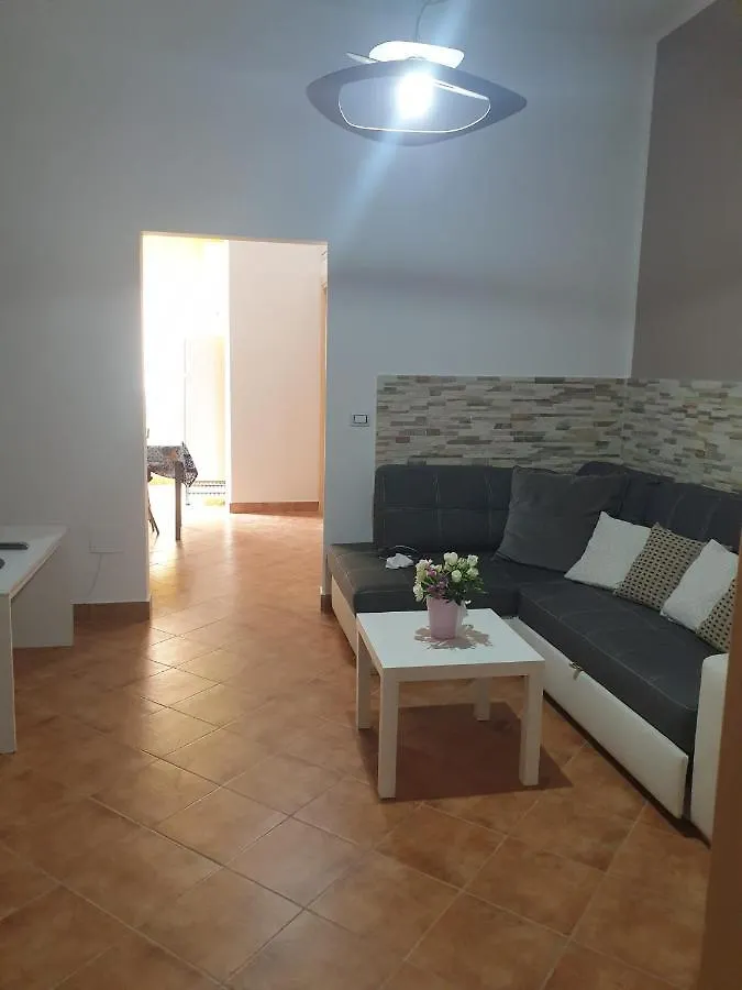 Apartment Palermo Castle Zisa